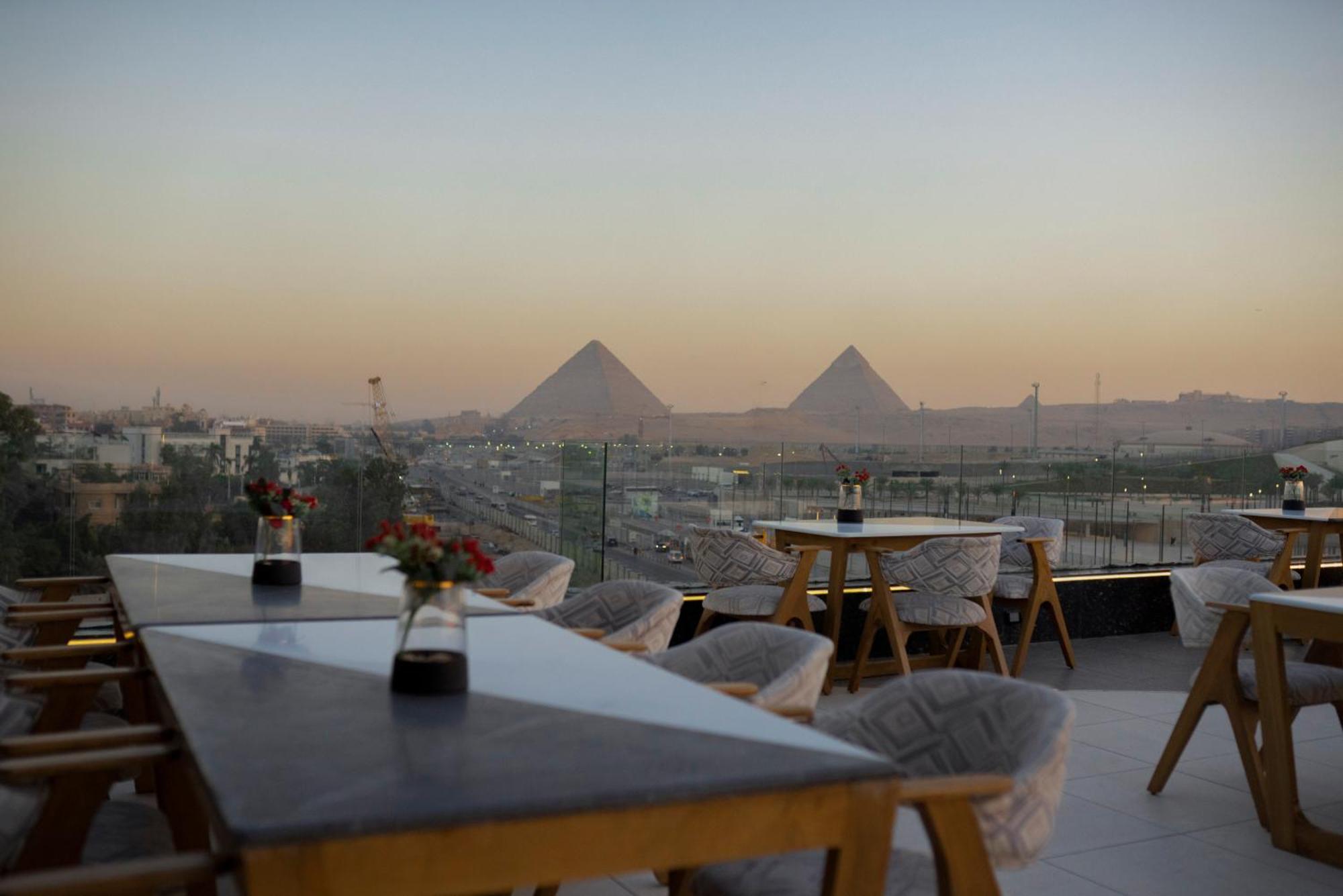 Kafr Ghatati Royal Great Pyramid Inn מראה חיצוני תמונה